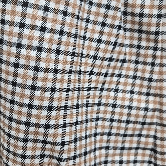 H&M Size 10 Gingham High Waisted Shorts - Picture 3 of 6